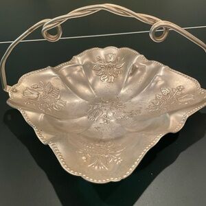 Silver plate​